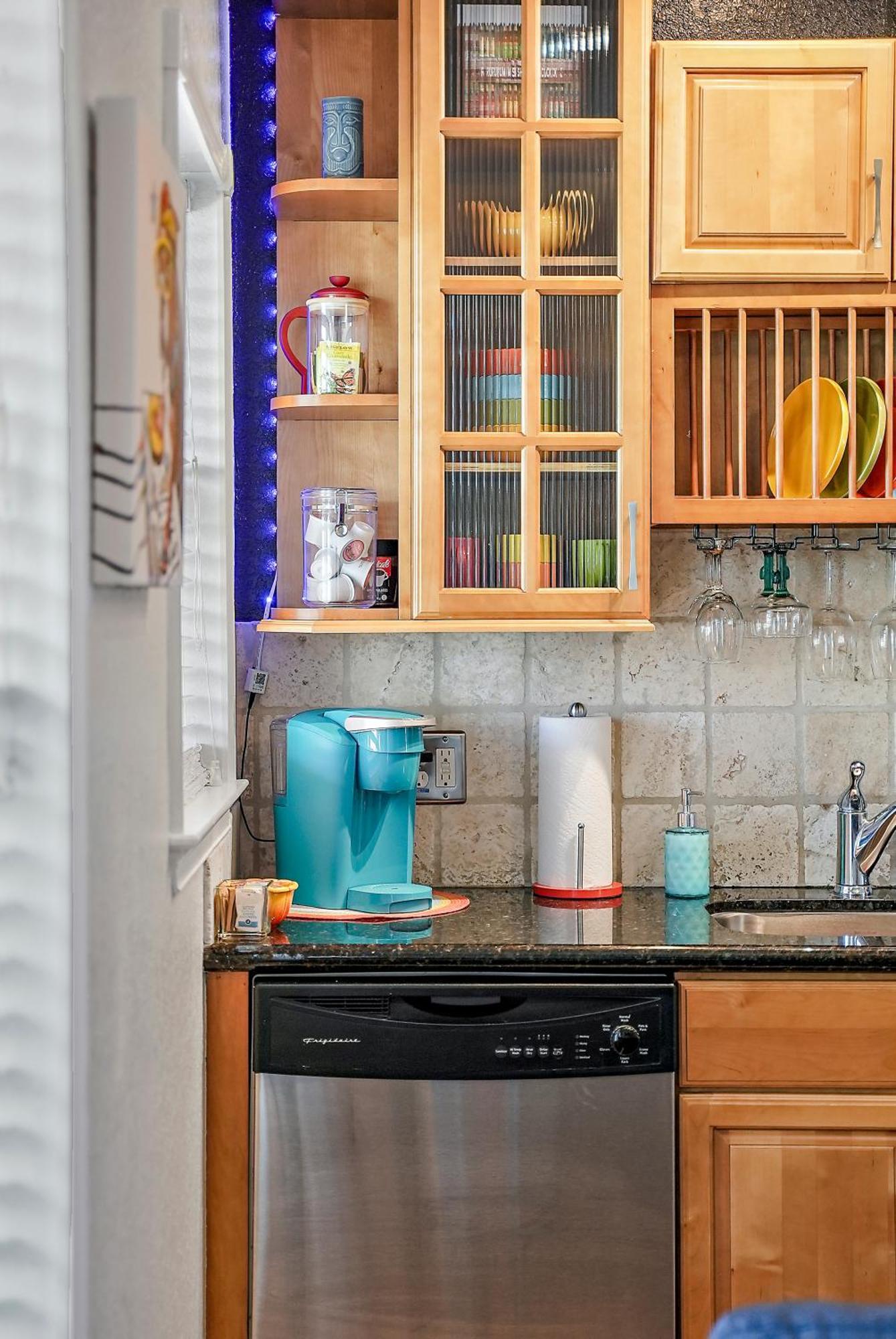 Itz A Vibe - 1 Bedroom Studio In The Heart Of Dtsp St. Petersburg Exterior photo